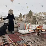 Cappadocia Cave Adult Only Hotell 3*