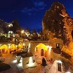 Cappadocia Cave Adult Only Hotell 3*