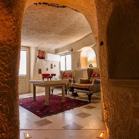 ホテル Cappadocia Cave Adult Only 3*
